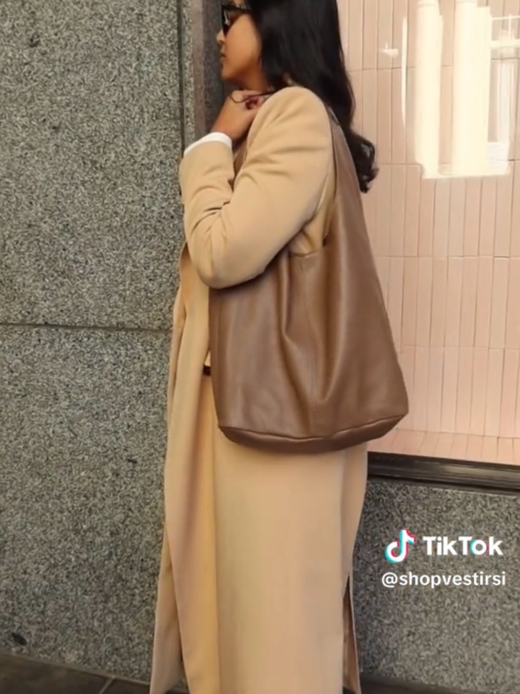 Vestirsi Scarlett Hobo Bag In Chestnut — image 3 of 8
